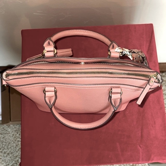 Nanette Lepore convertible handbag crossbody + zip coin pouch $108 MSRP - Picture 7 of 13